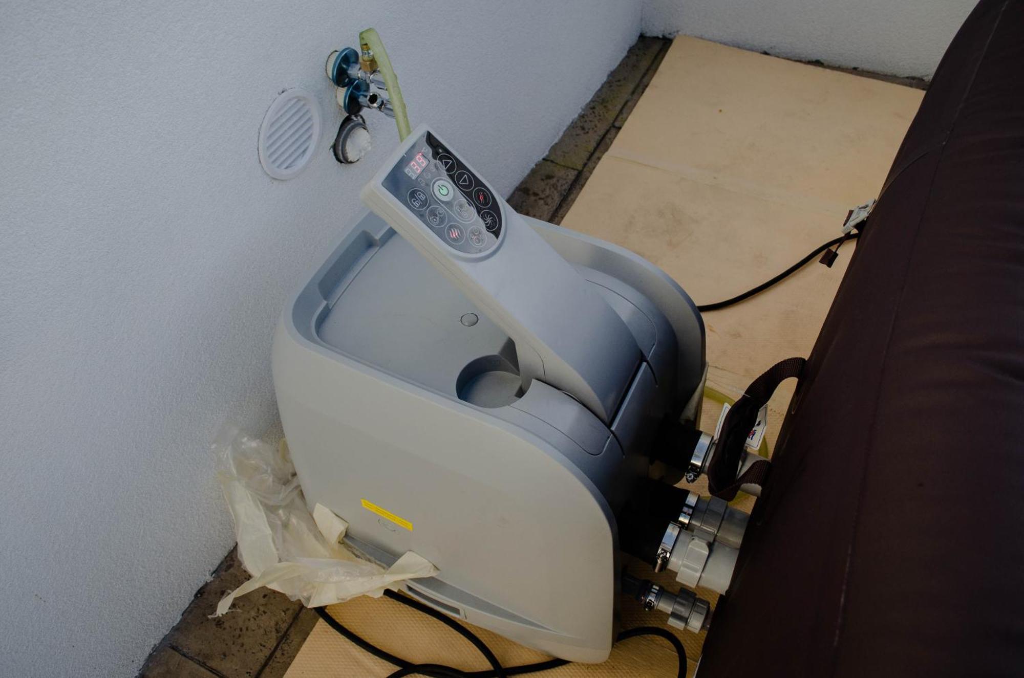 Ferienwohnung Pentgarden Penthouse Jacuzzi Târgu Jiu Exterior foto